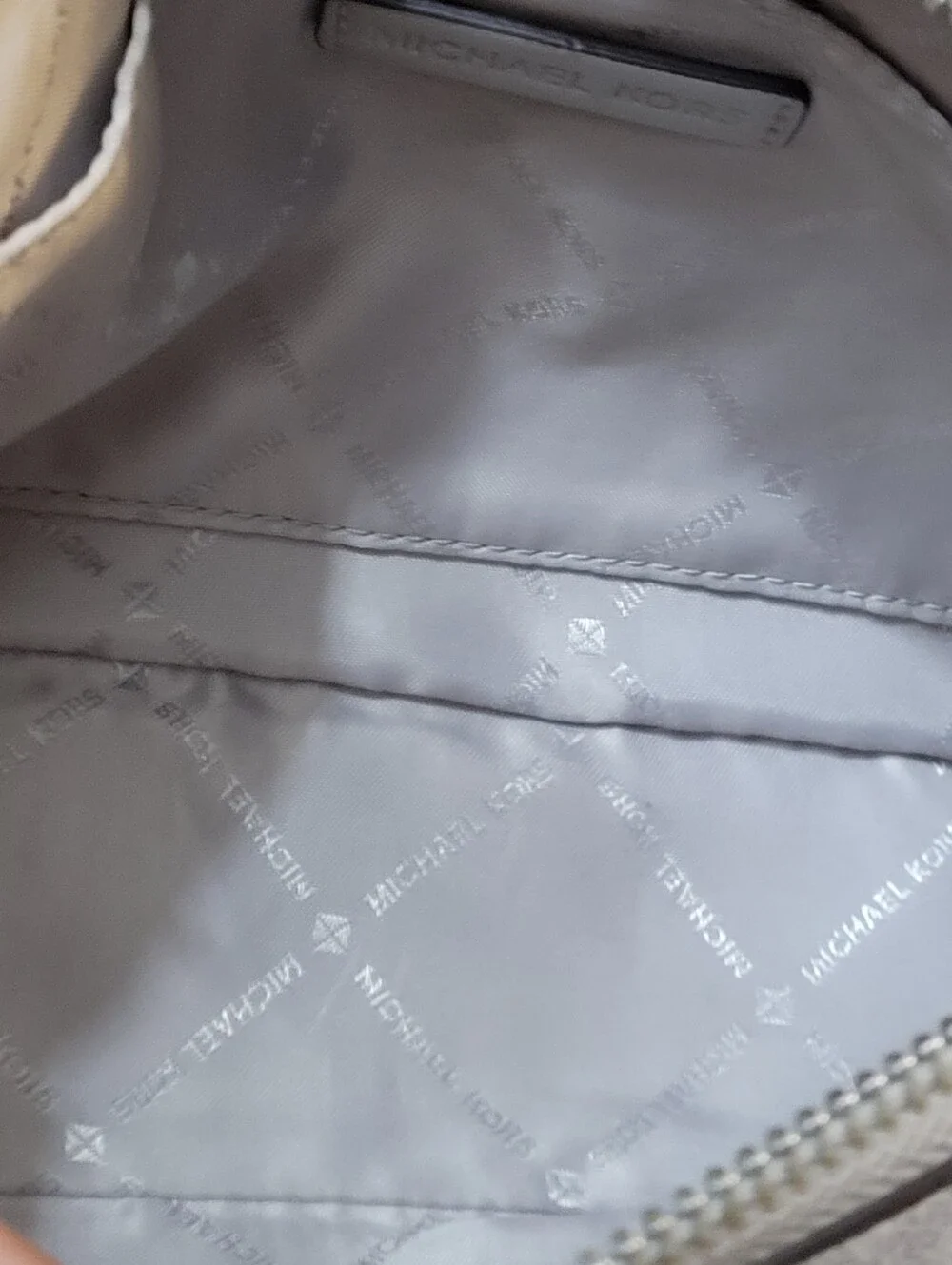 MICHAEL KORS JET SET TRAVEL MEDIUM ZIP POUCHETTE CROSSBODY BAG EUC